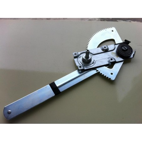 ΑΝΕΒΑΤΗΡΑΣ Μ/Β 32 ΑΡΙΣΤΕΡΟΣ